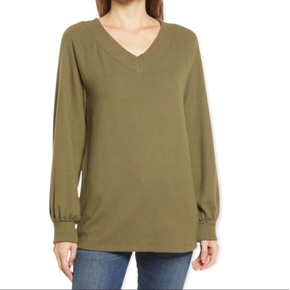 Caslon Sweaters - CASLON V Neck Top In Olive Size XS